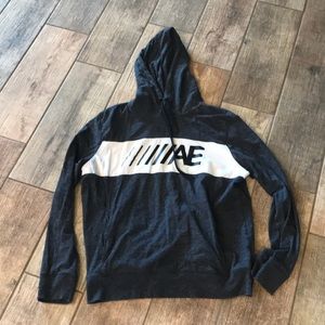 Men’s American Eagle size medium thin hoodie